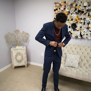 Meet your Posher, Ray